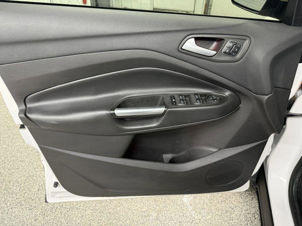 Used 2017 Ford Escape Titanium w/ Equipment Group 301A image 23