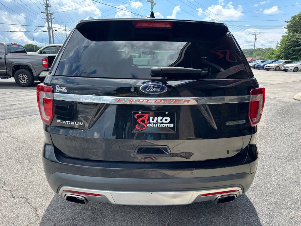 Used 2017 Ford Explorer Platinum AWD/4WD image 5