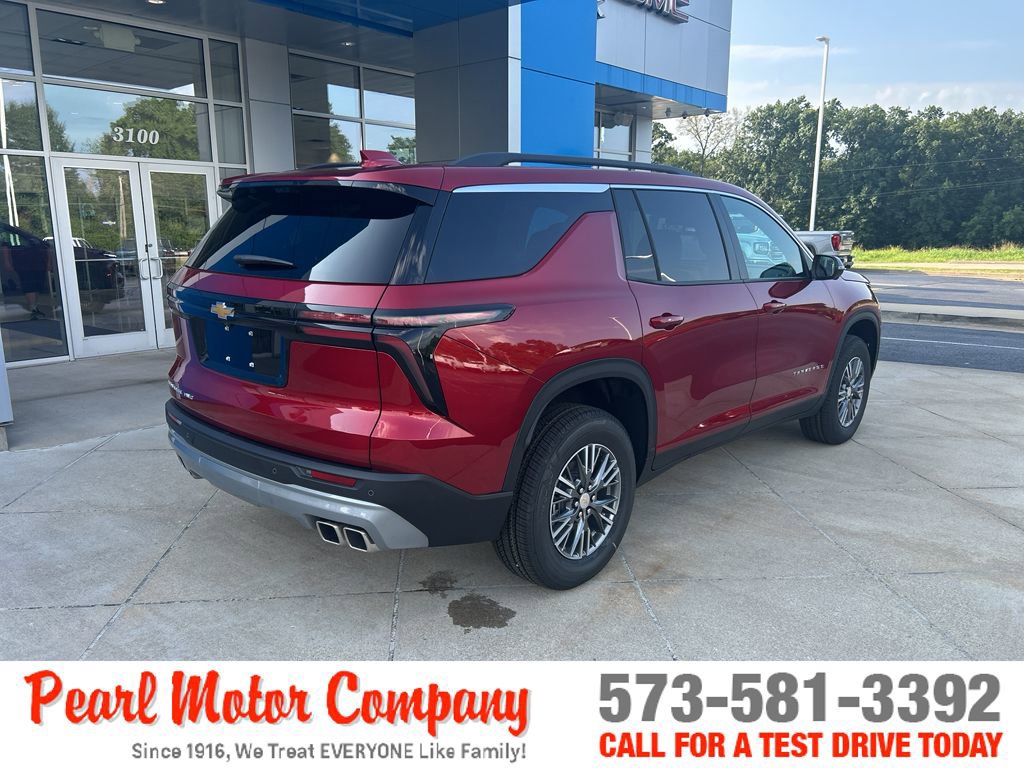 New 2026 Chevrolet Traverse LT w/ Driver Confidence Package image 4