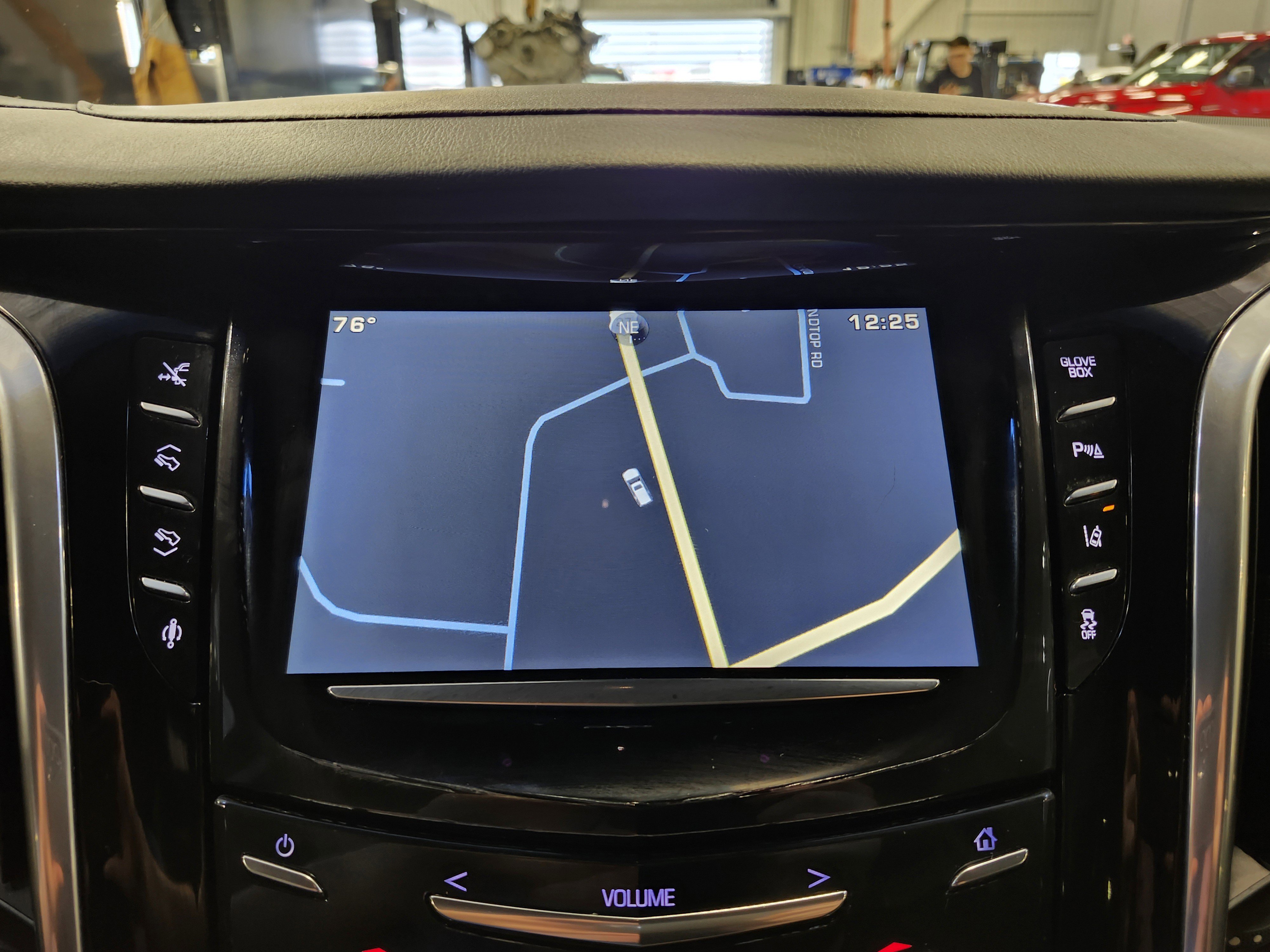 Used 2015 Cadillac Escalade Premium image 5