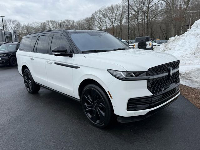 Used 2025 Lincoln Navigator L Black Label image 15