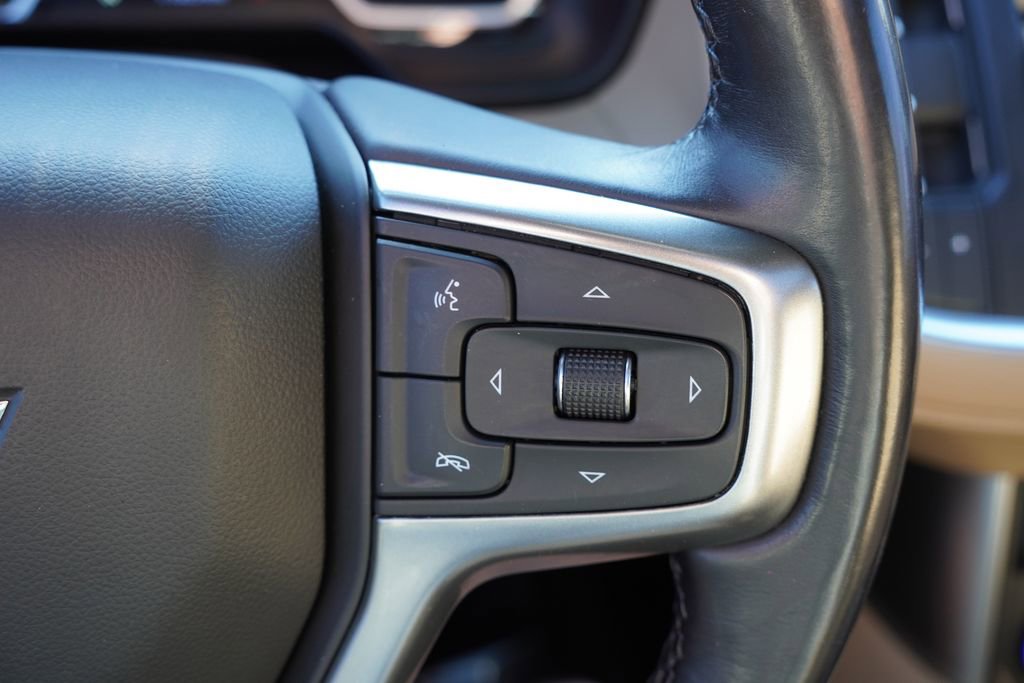 Used 2021 Chevrolet Suburban Premier w/ Premium Package AWD/4WD image 36