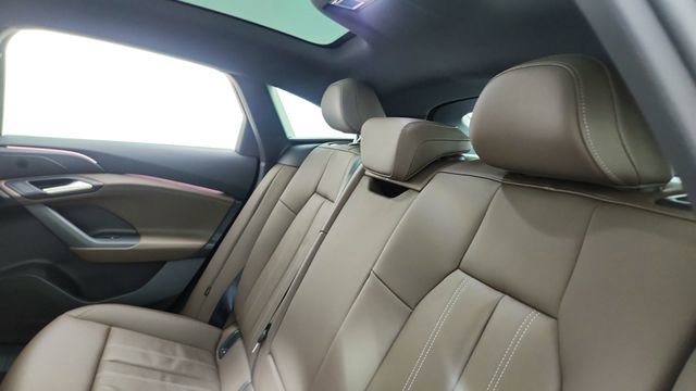 Used 2025 Audi A6 e-tron Premium w/ Convenience Package image 29