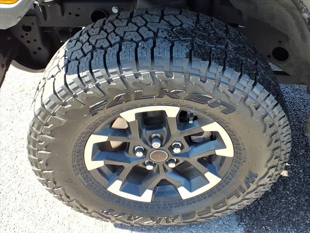 Used 2024 Jeep Gladiator Rubicon image 11