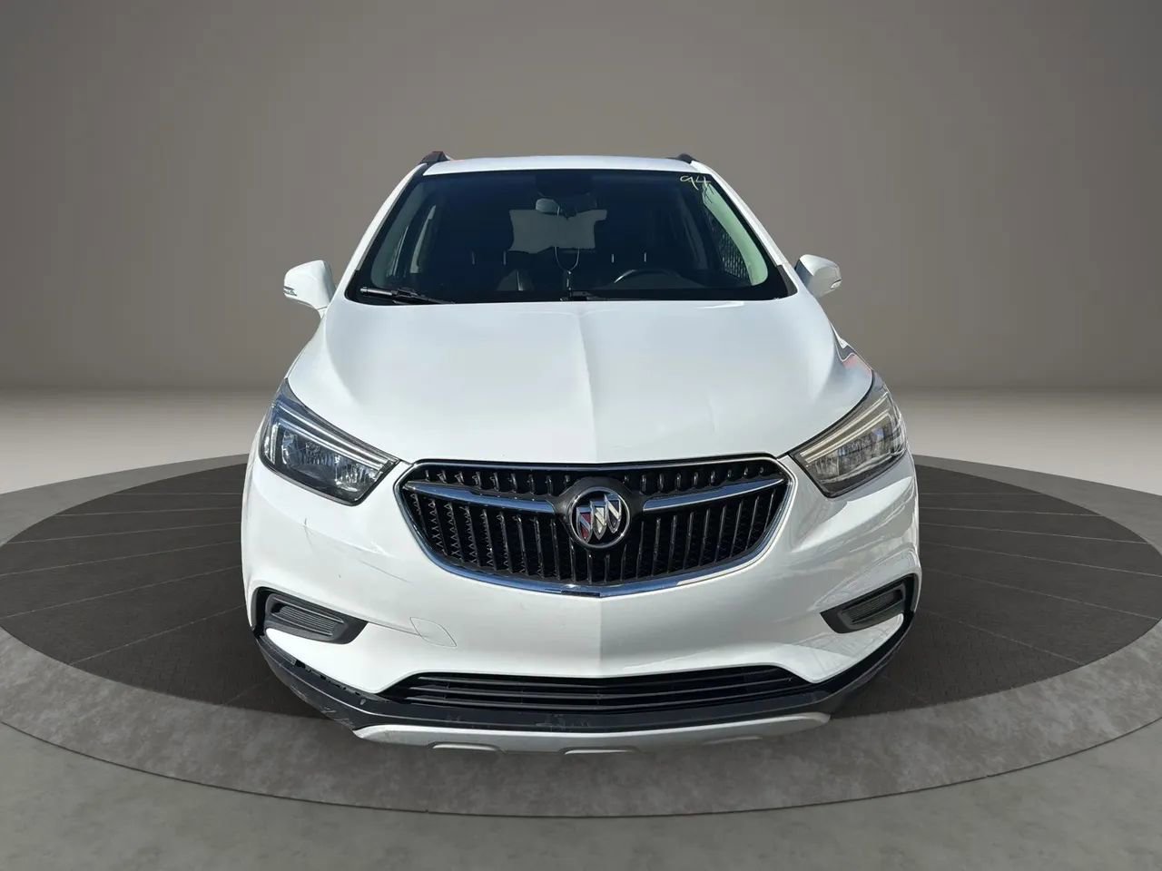 Used 2018 Buick Encore Preferred image 2