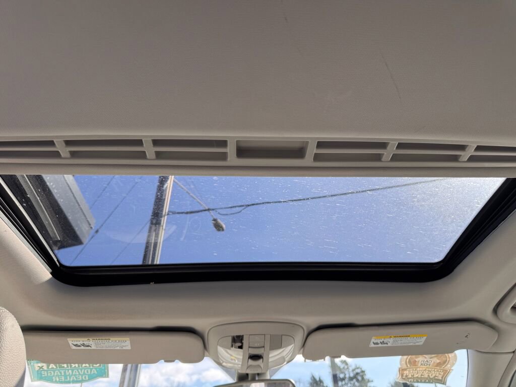 Used 2008 Mercedes-Benz R 350 4MATIC image 17