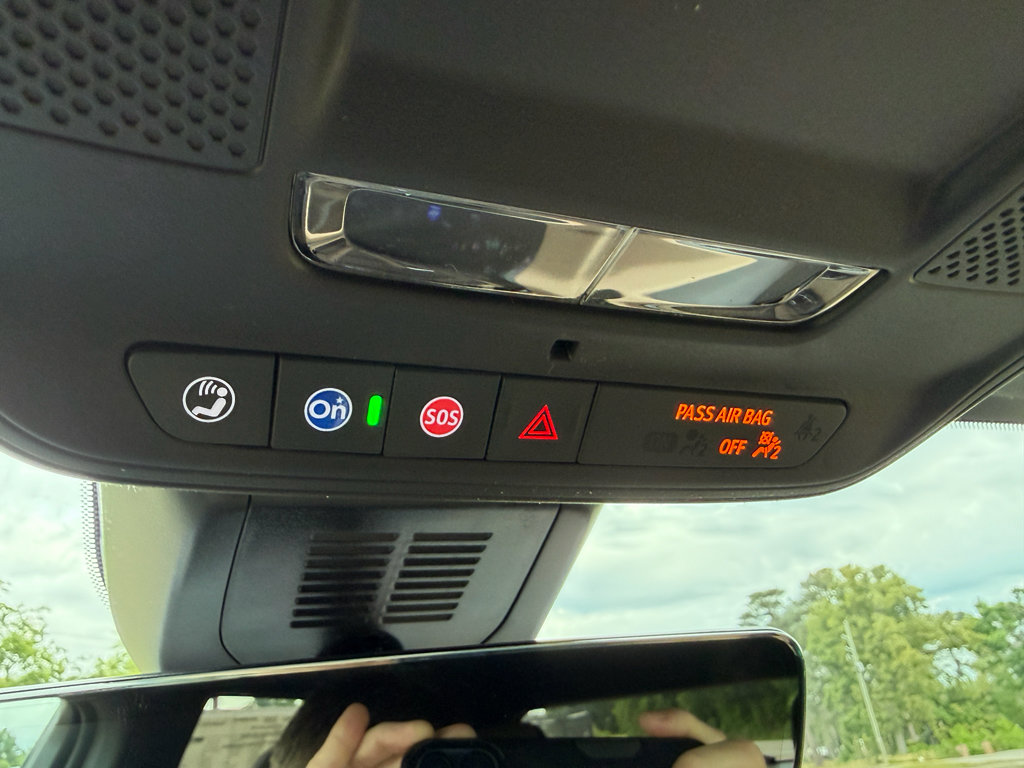 New 2026 Chevrolet Equinox ACTIV FWD image 9