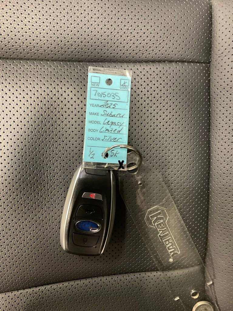 Used 2025 Subaru Legacy Limited image 38