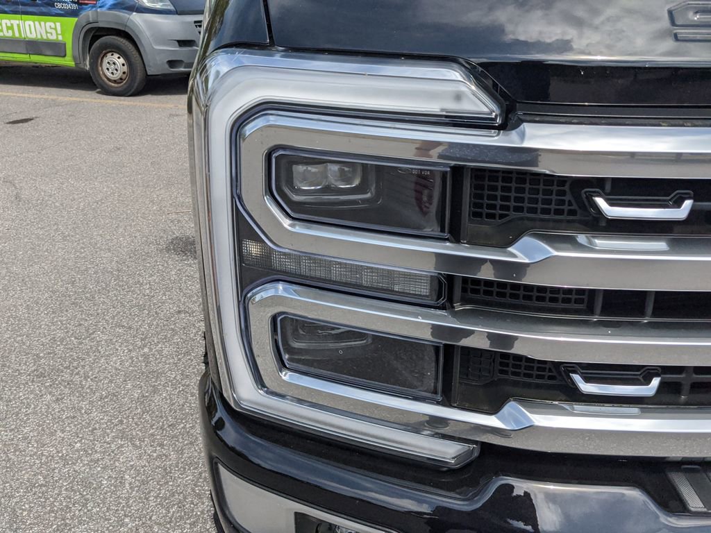 Certified 2024 Ford F250 Platinum w/ Tremor Off-Road Package image 11