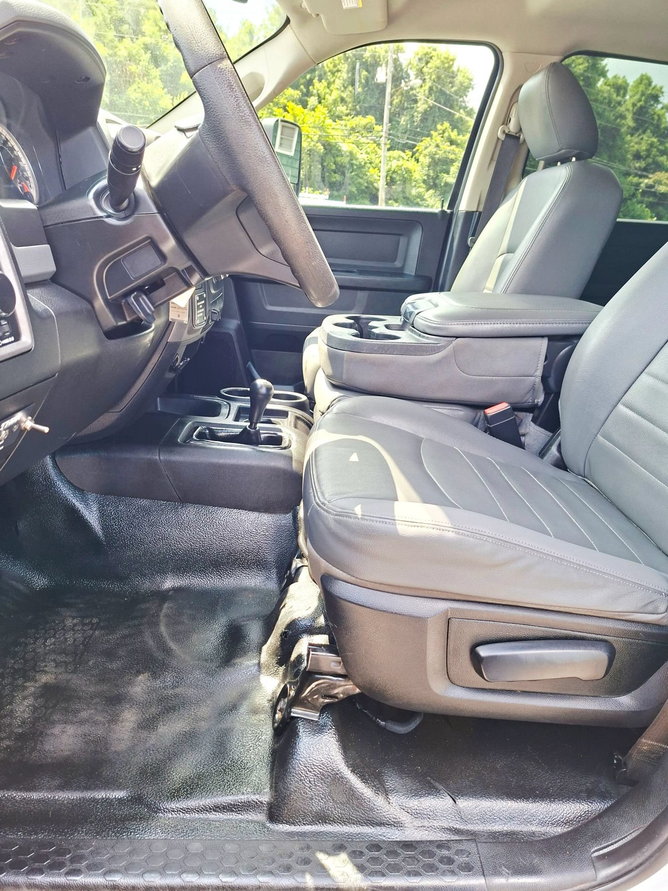 Used 2018 RAM 5500 Tradesman AWD/4WD image 16
