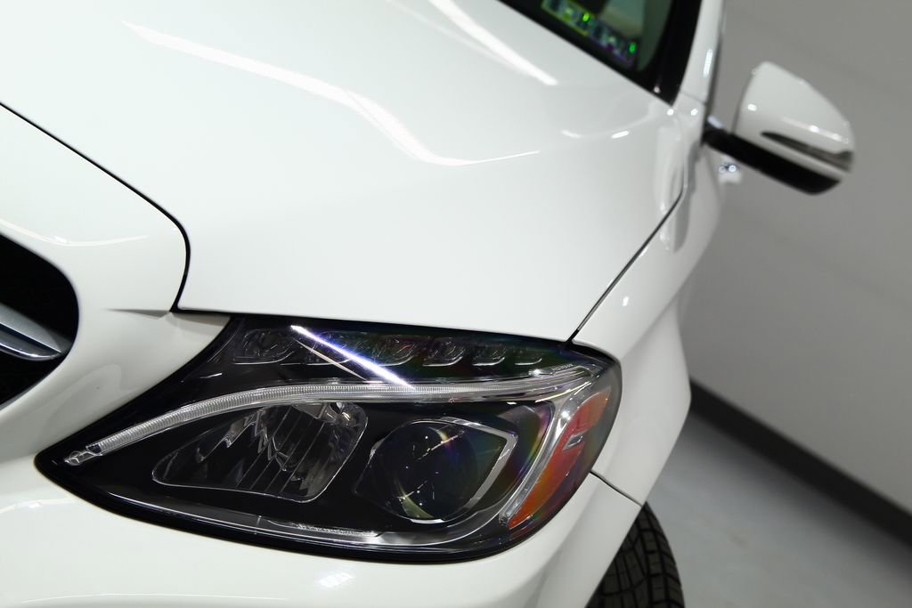 Used 2017 Mercedes-Benz C 300 4MATIC Sedan image 7