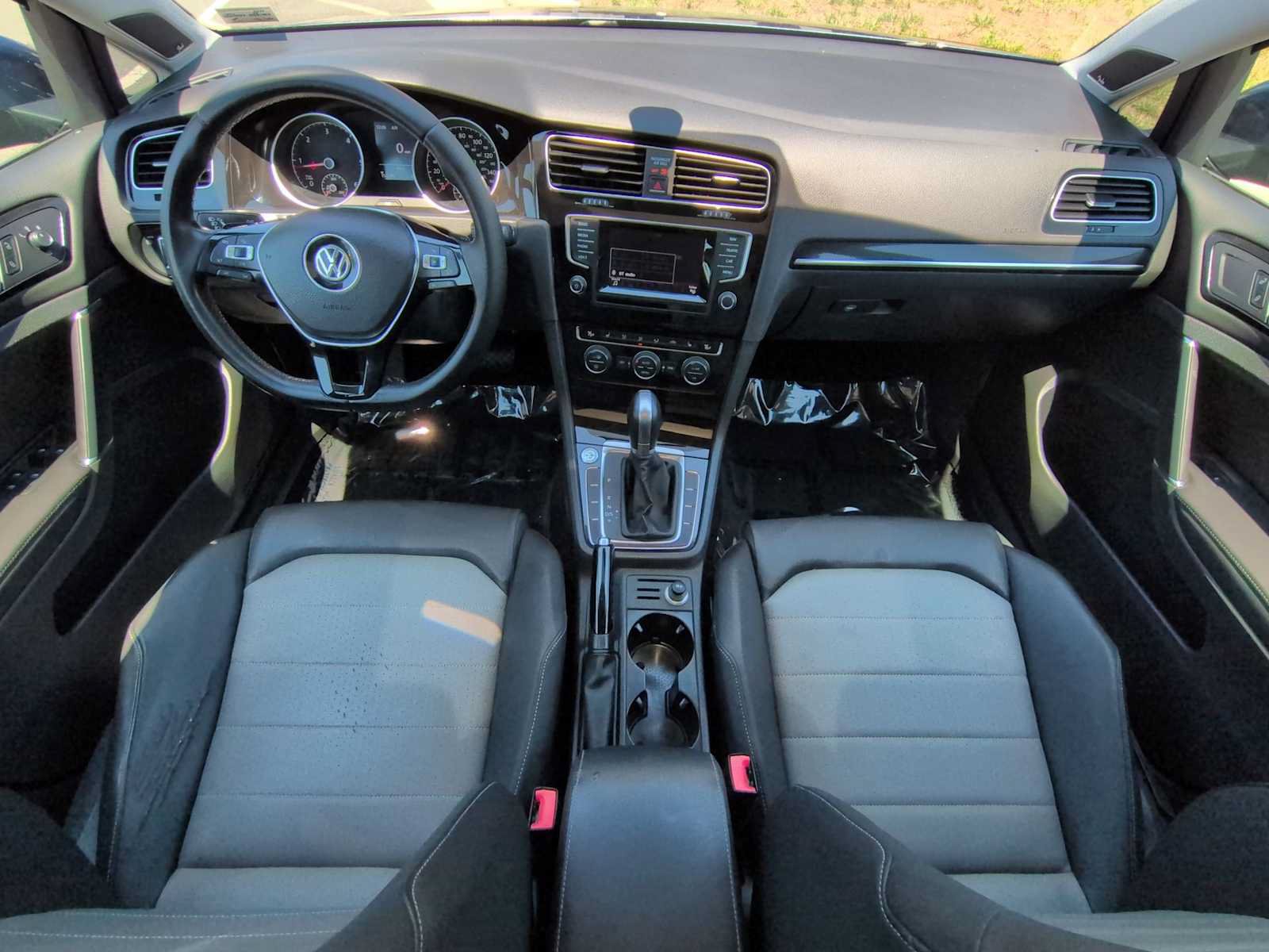 Used 2015 Volkswagen Golf TDI SEL FWD image 16