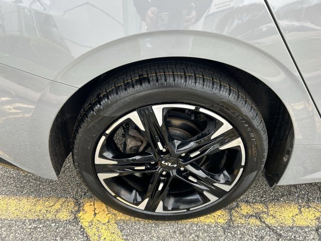 Used 2023 Kia K5 GT-Line image 12