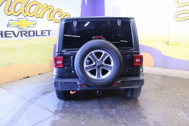 Used 2018 Jeep Wrangler Unlimited Sahara w/ Uconnect 4C Nav & Sound Group image 6