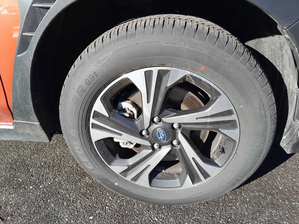 Certified 2025 Subaru Crosstrek 2.0i Premium image 39