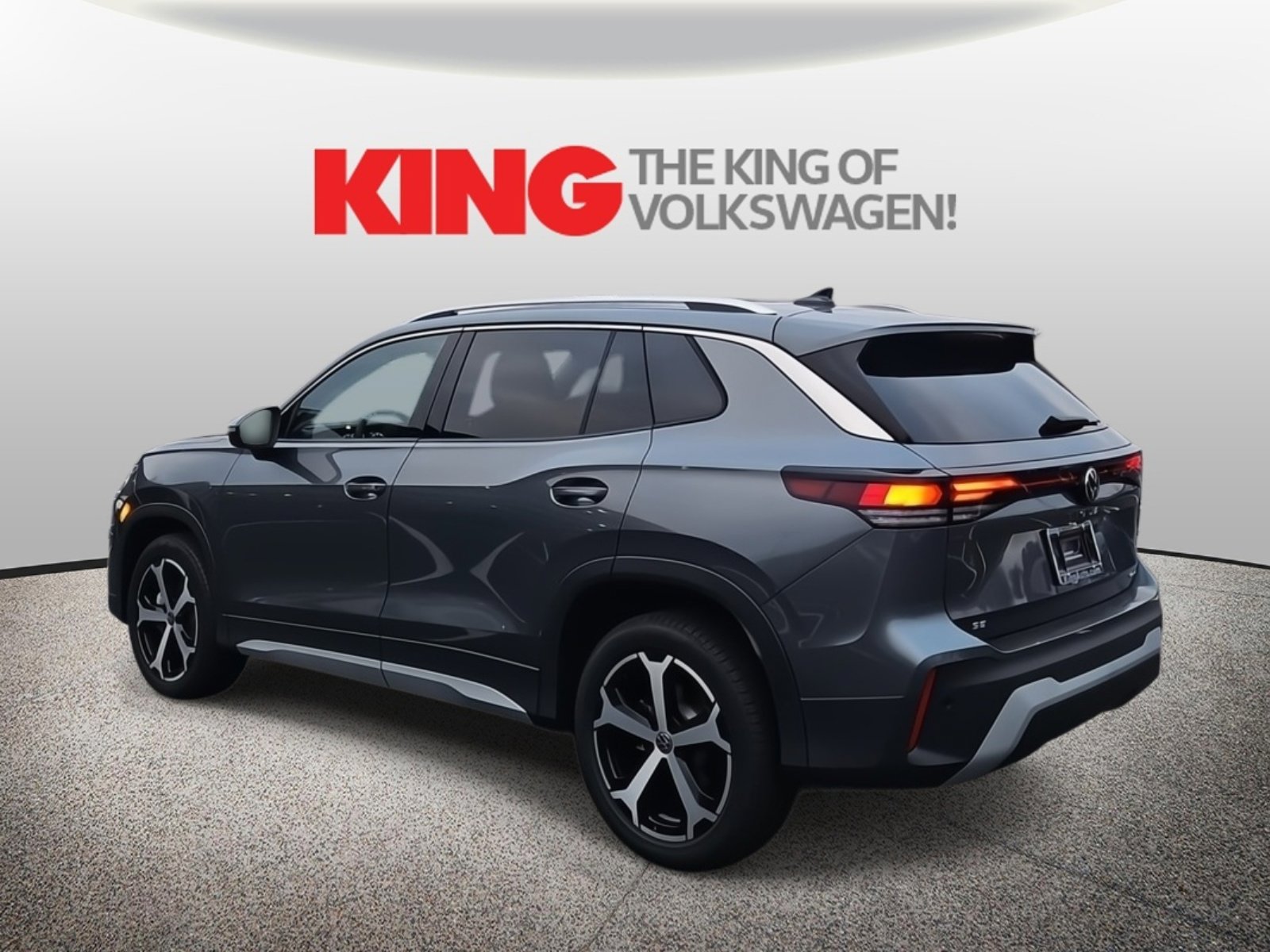 New 2026 Volkswagen Tiguan SE image 6