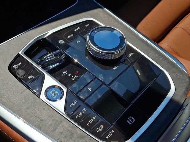 New 2026 BMW X5 M60i AWD/4WD image 14
