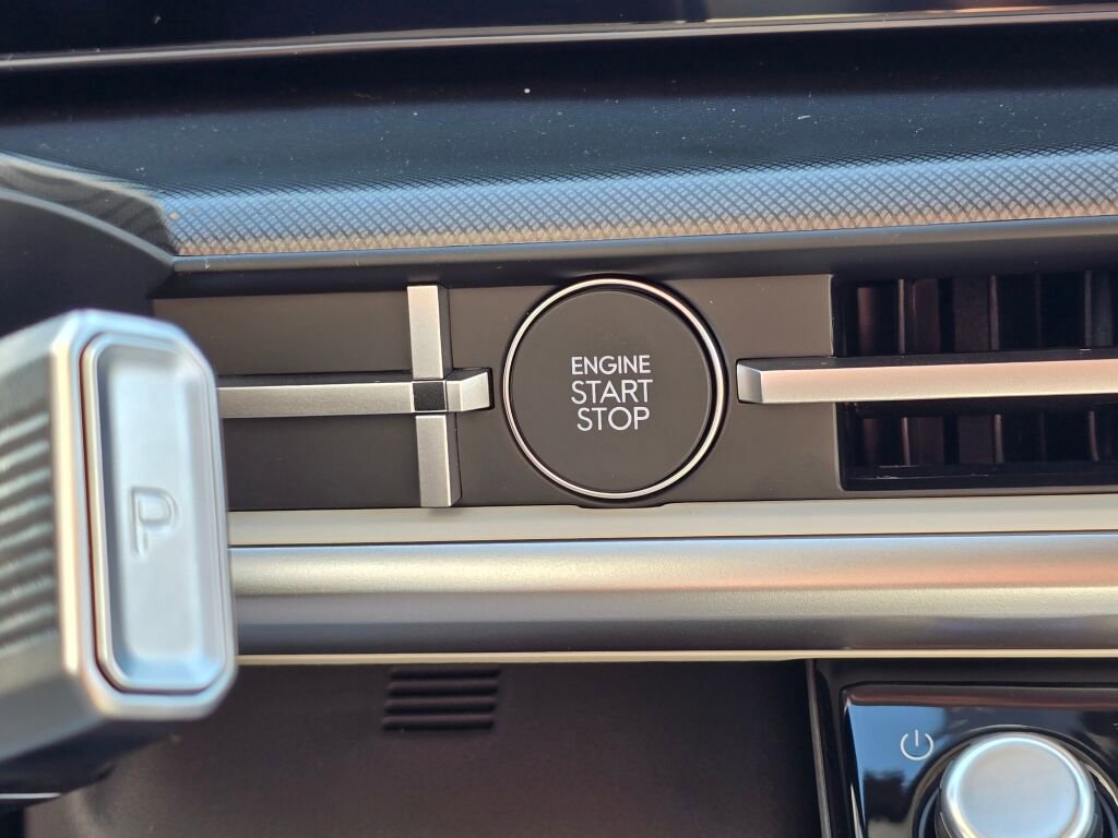 New 2026 Hyundai Santa Fe SE image 29