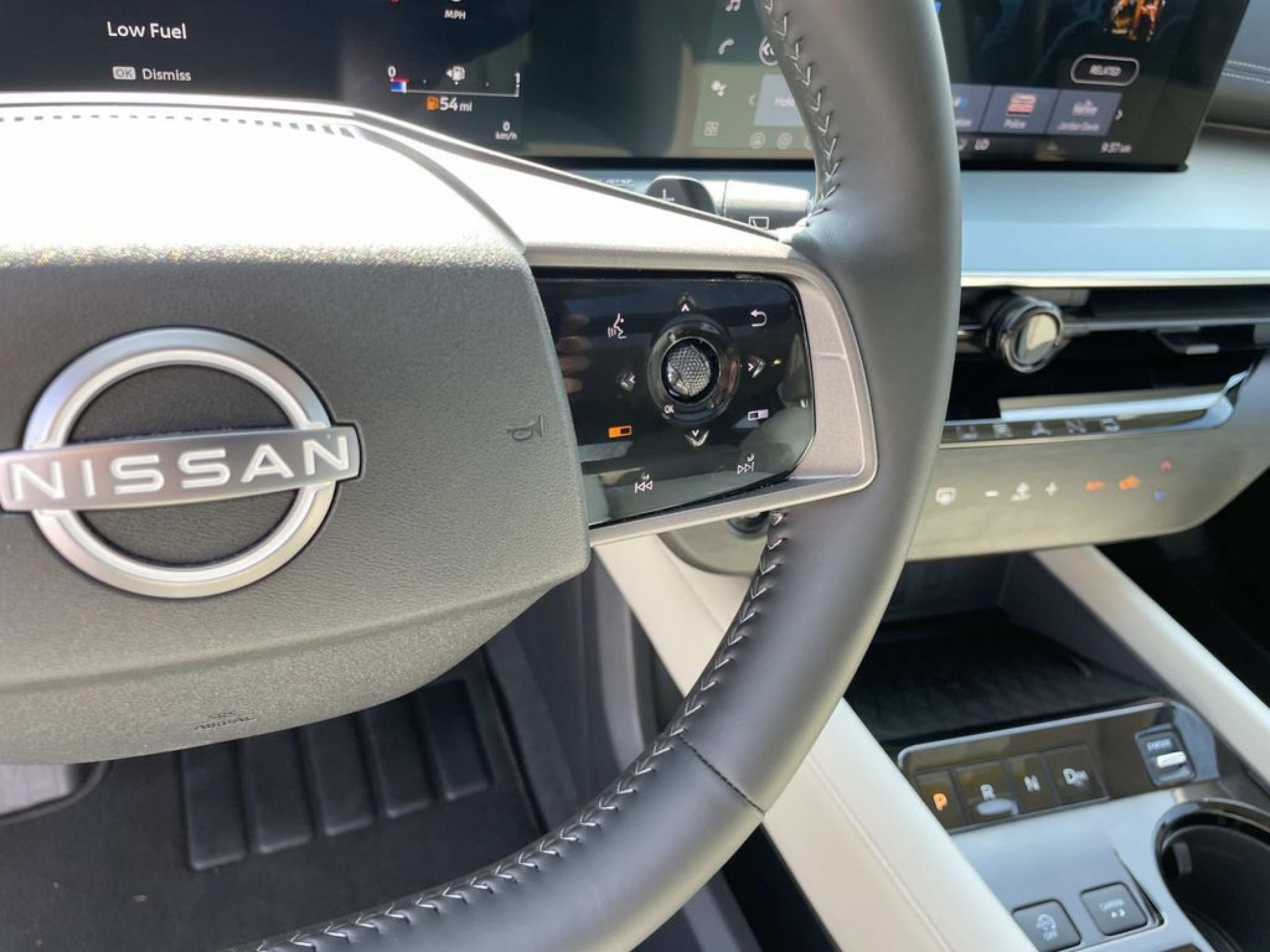 Used 2025 Nissan Murano SL w/ Cargo Package AWD/4WD image 29