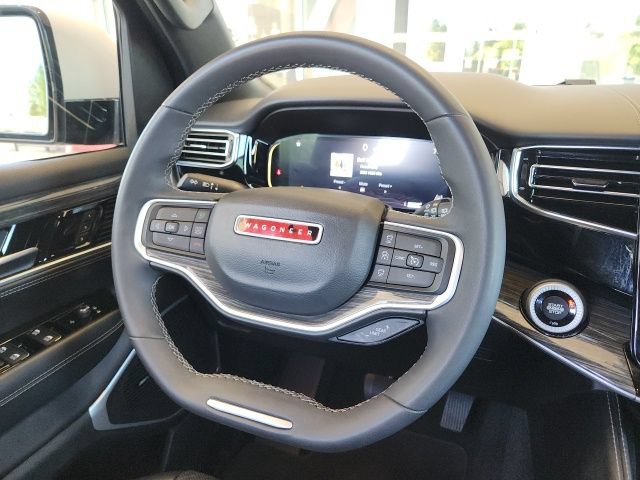 Used 2022 Jeep Wagoneer Series III w/ Flexible Seating Group AWD/4WD image 21
