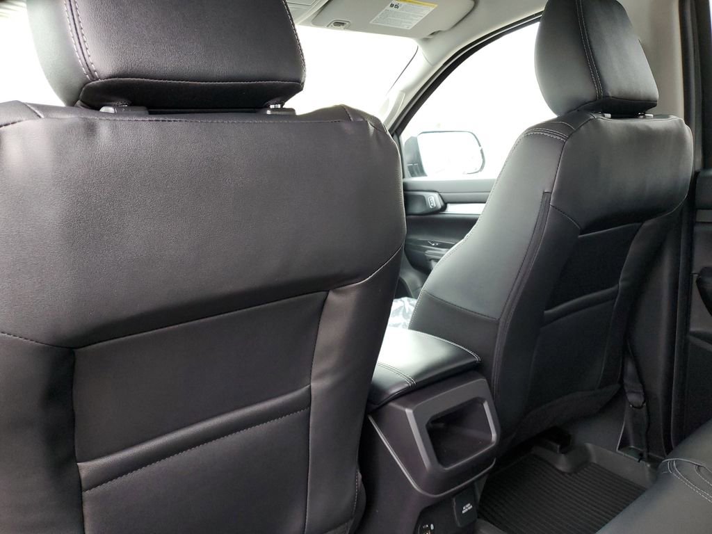 New 2025 Ford Ranger Lariat w/ Convenience Package image 34