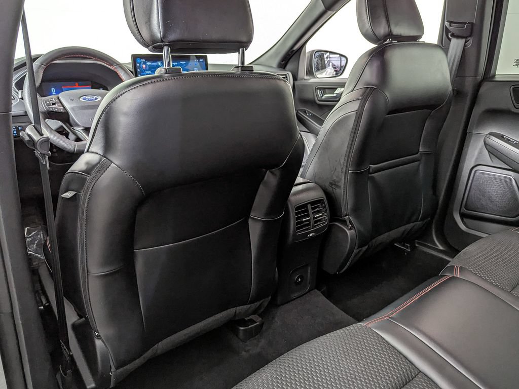 Used 2023 Ford Escape ST-Line w/ Tech Pack #1 AWD/4WD image 43