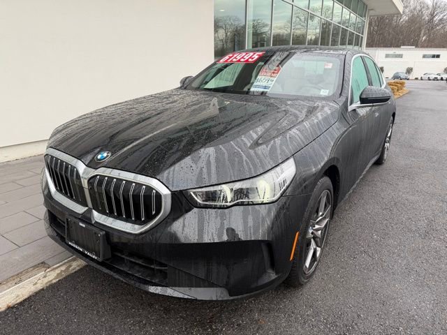 Used 2026 BMW 530i xDrive w/ Executive Package image 3