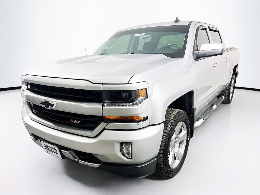 Certified 2018 Chevrolet Silverado 1500 LT w/ All Star Edition image 3