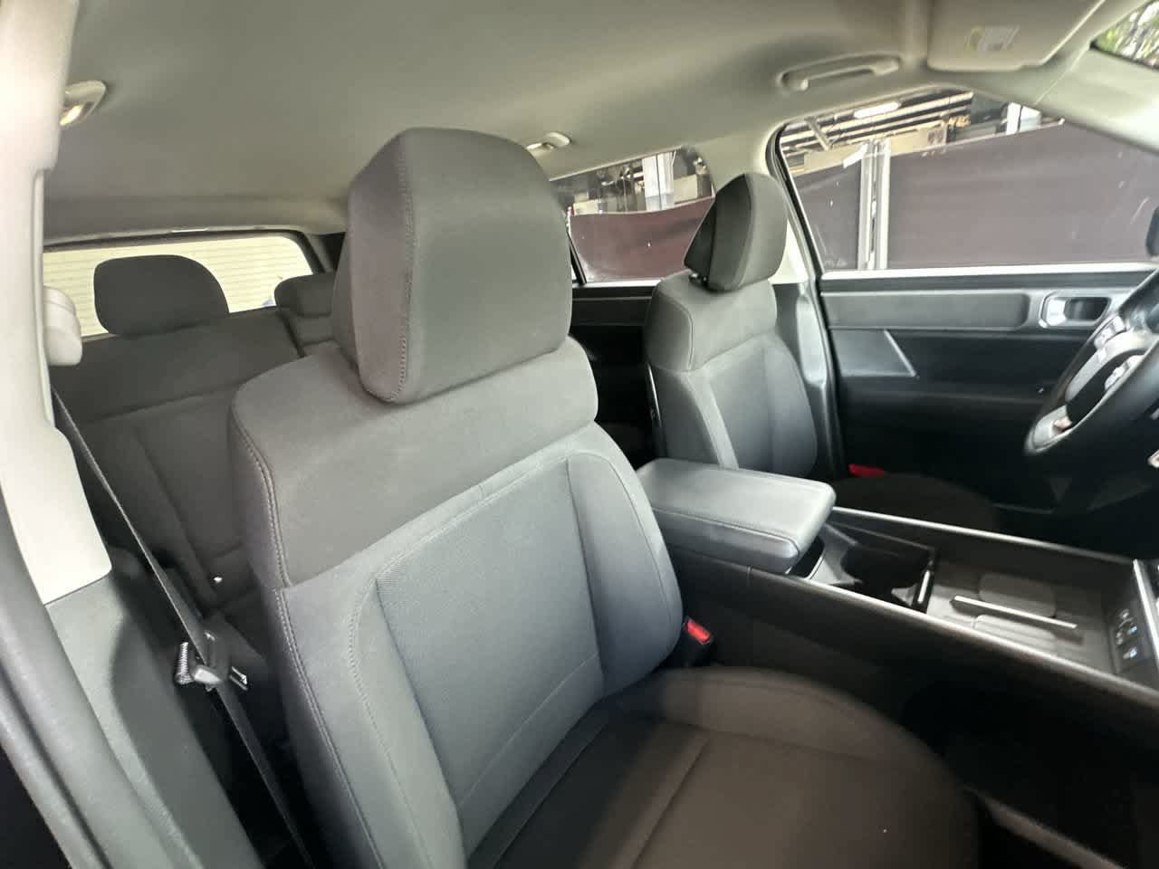 Used 2026 Hyundai Santa Fe SE FWD image 27
