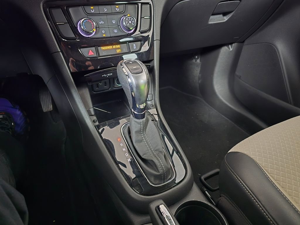 Used 2020 Buick Encore Preferred w/ Safety Package image 25