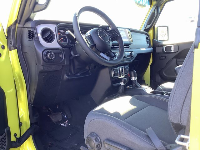 Used 2024 Jeep Wrangler Sport S image 6