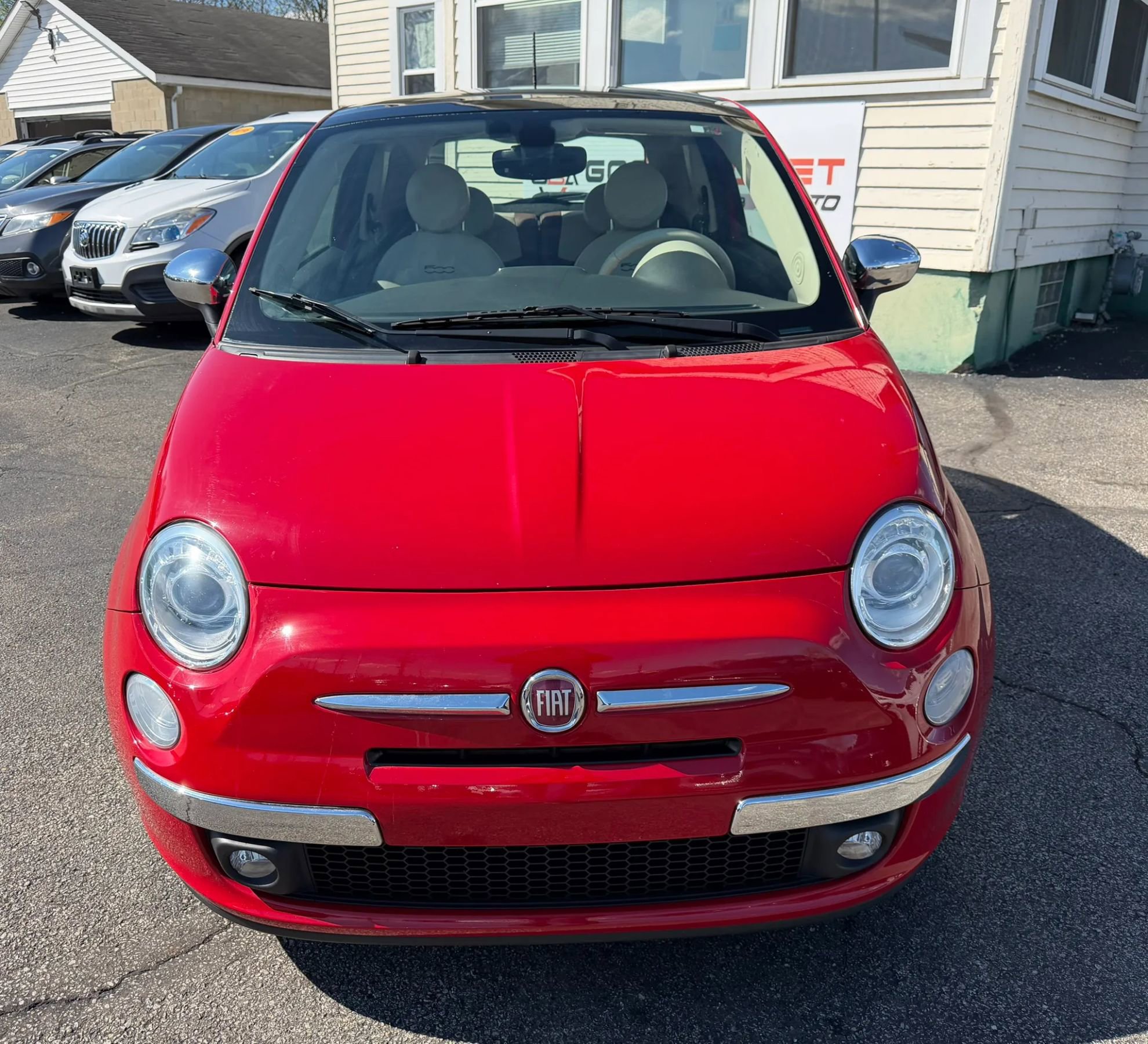 Used 2017 FIAT 500 Lounge image 4