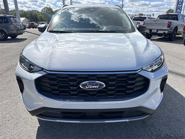New 2025 Ford Escape ST-Line w/ Equipment Group 301A image 2