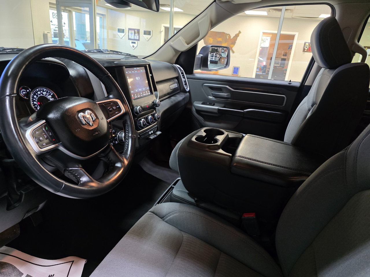 Used 2020 RAM 1500 Big Horn image 16