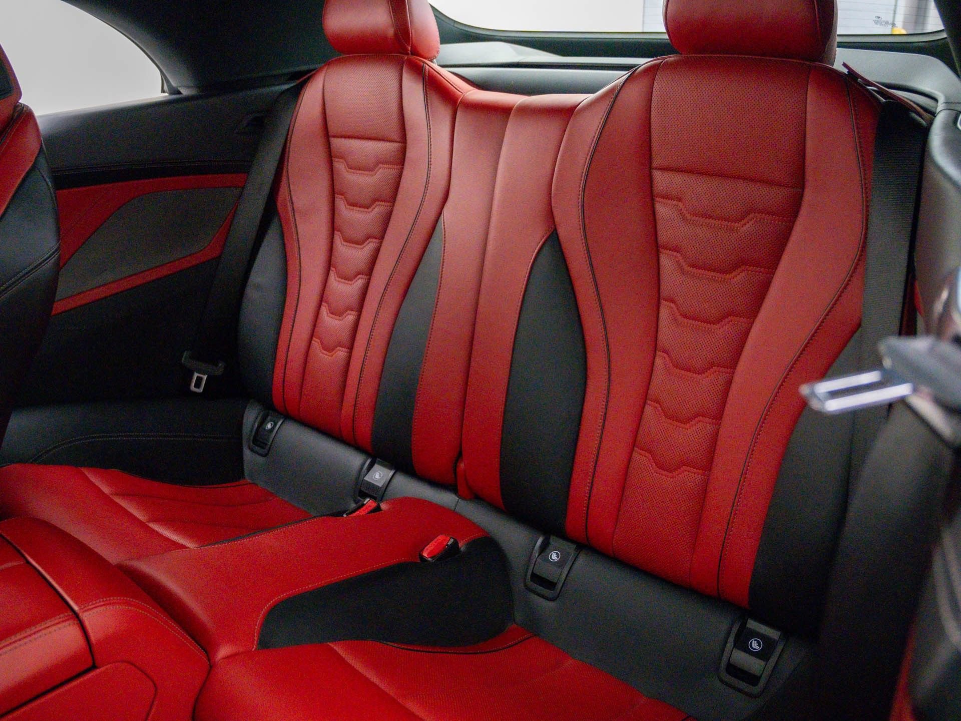 Used 2024 BMW M850i xDrive Convertible image 18