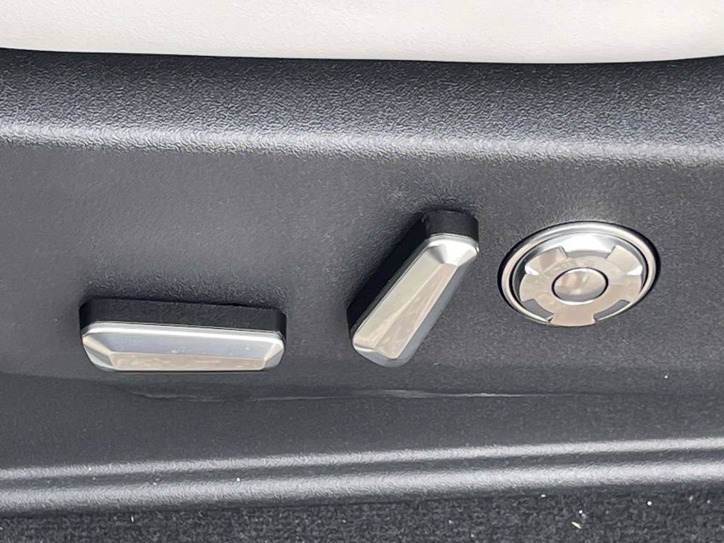 New 2027 Lincoln Navigator L Black Label w/ Black Label Special Edition AWD/4WD image 14