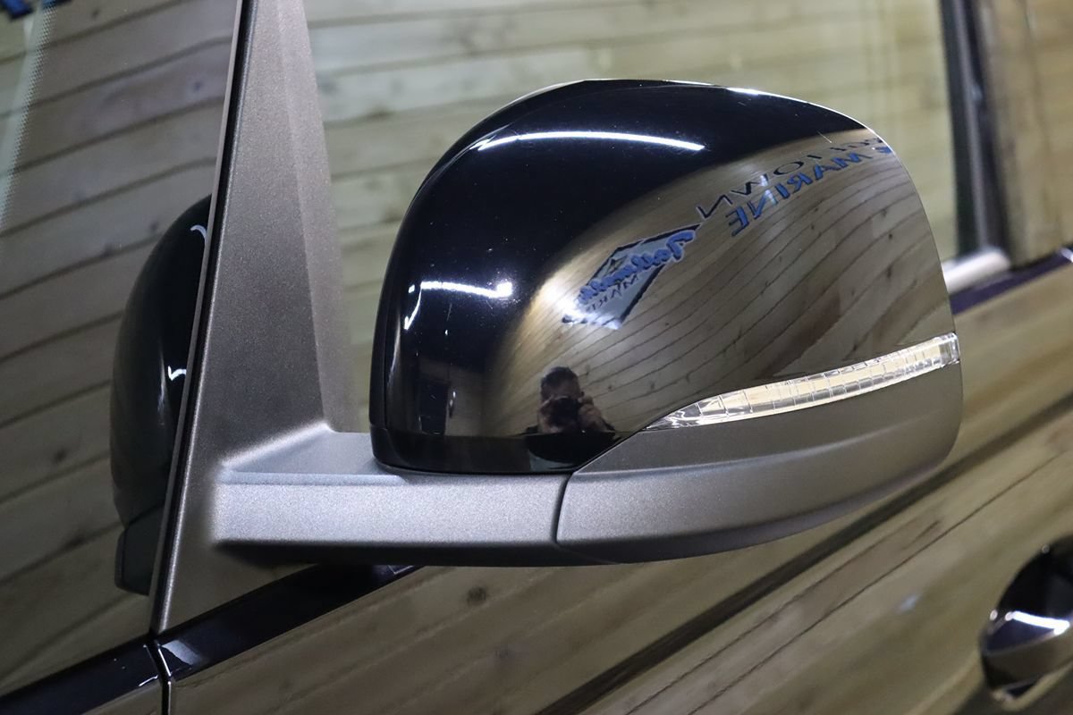 Used 2025 Volkswagen ID. Buzz Pro S RWD image 17