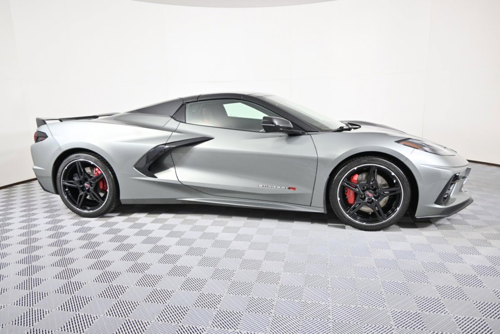 Used 2022 Chevrolet Corvette Stingray Premium Conv w/ Z51 Performance Package image 8