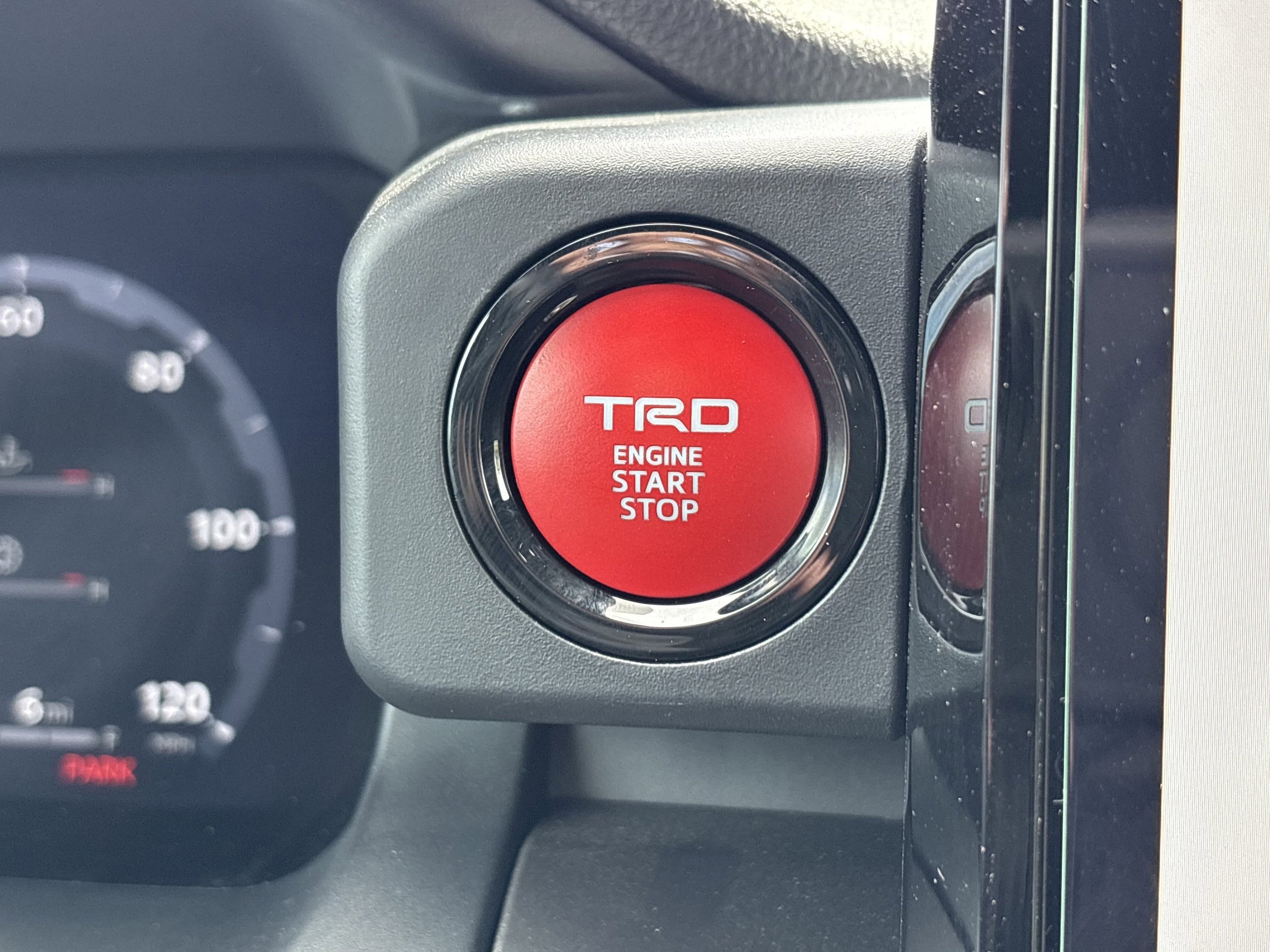 Used 2024 Toyota Tacoma TRD Off-Road w/ TRD Off Road Upgrade Package AWD/4WD image 18