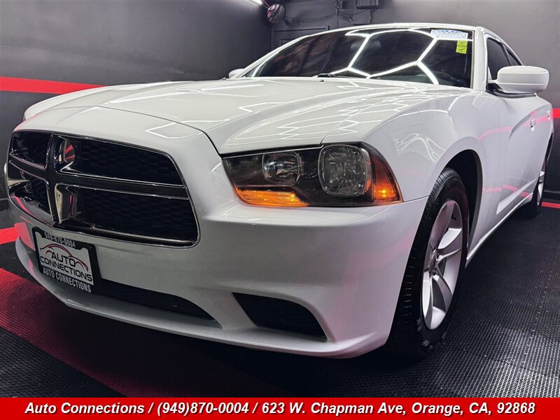 Used 2011 Dodge Charger SE RWD image 24