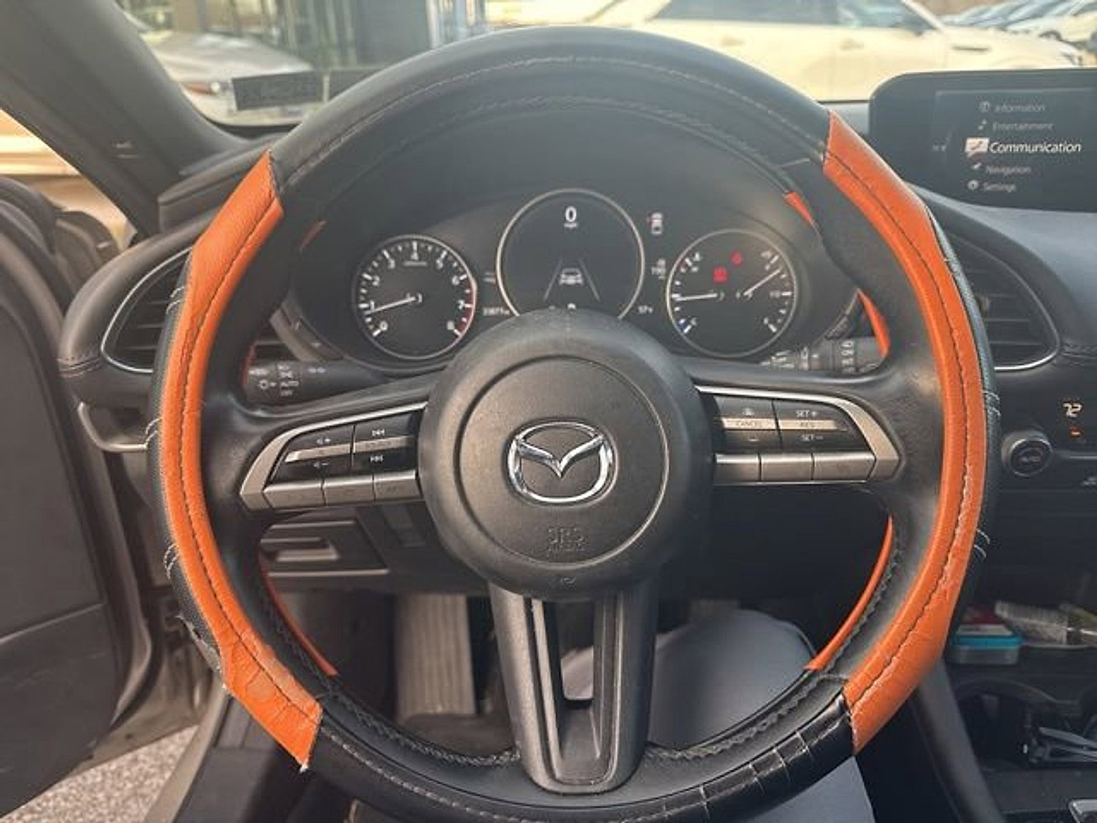 Used 2022 MAZDA MAZDA3 s image 2