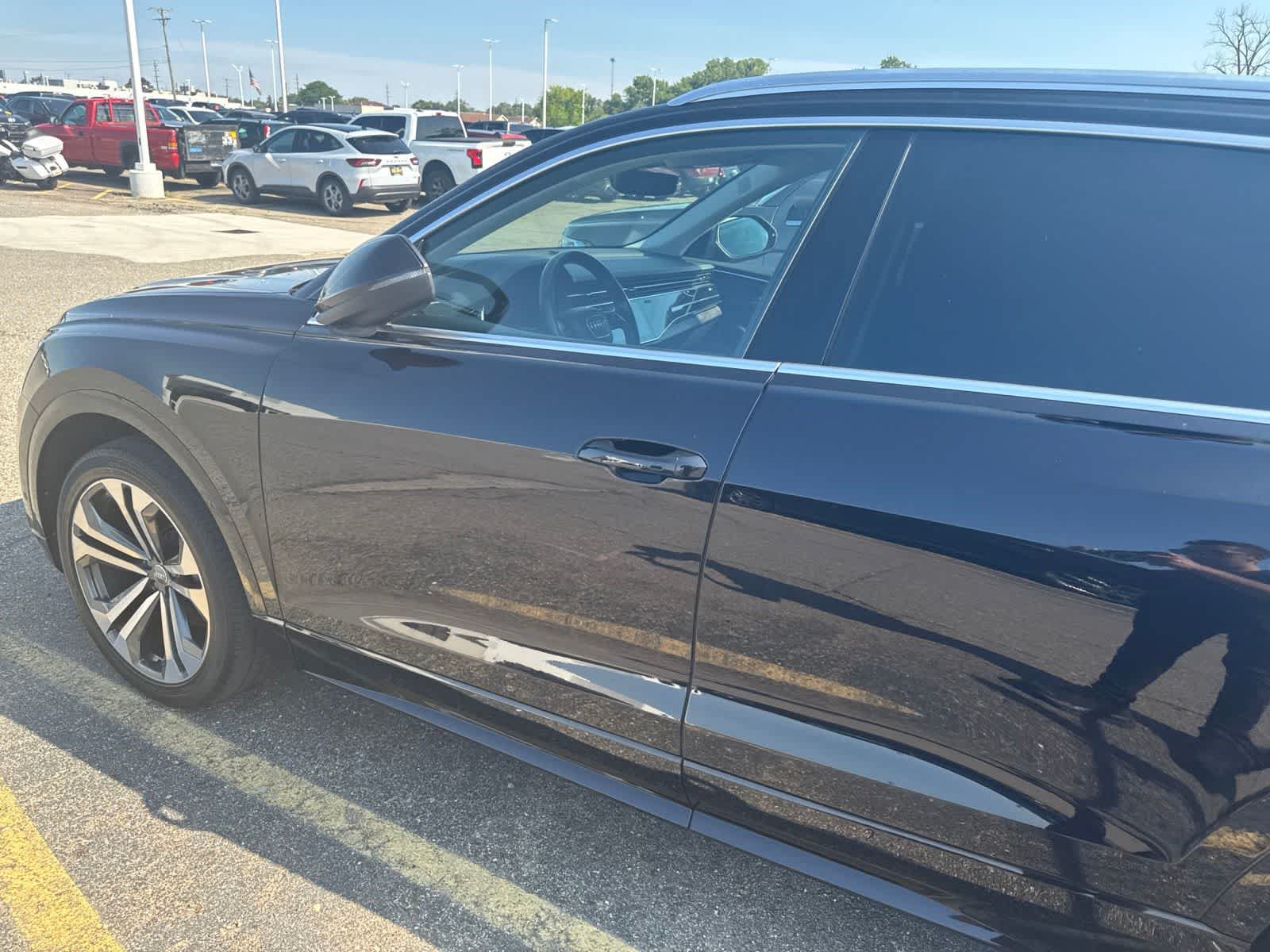 Used 2019 Audi Q8 Prestige AWD/4WD image 17
