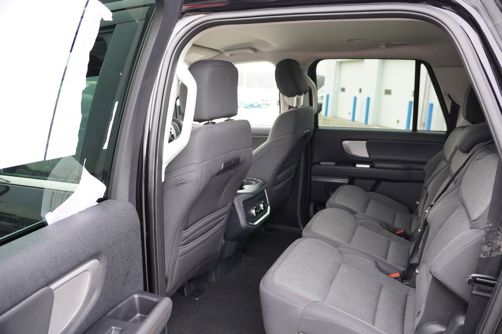 Certified 2025 Ford Expedition Max Active image 17