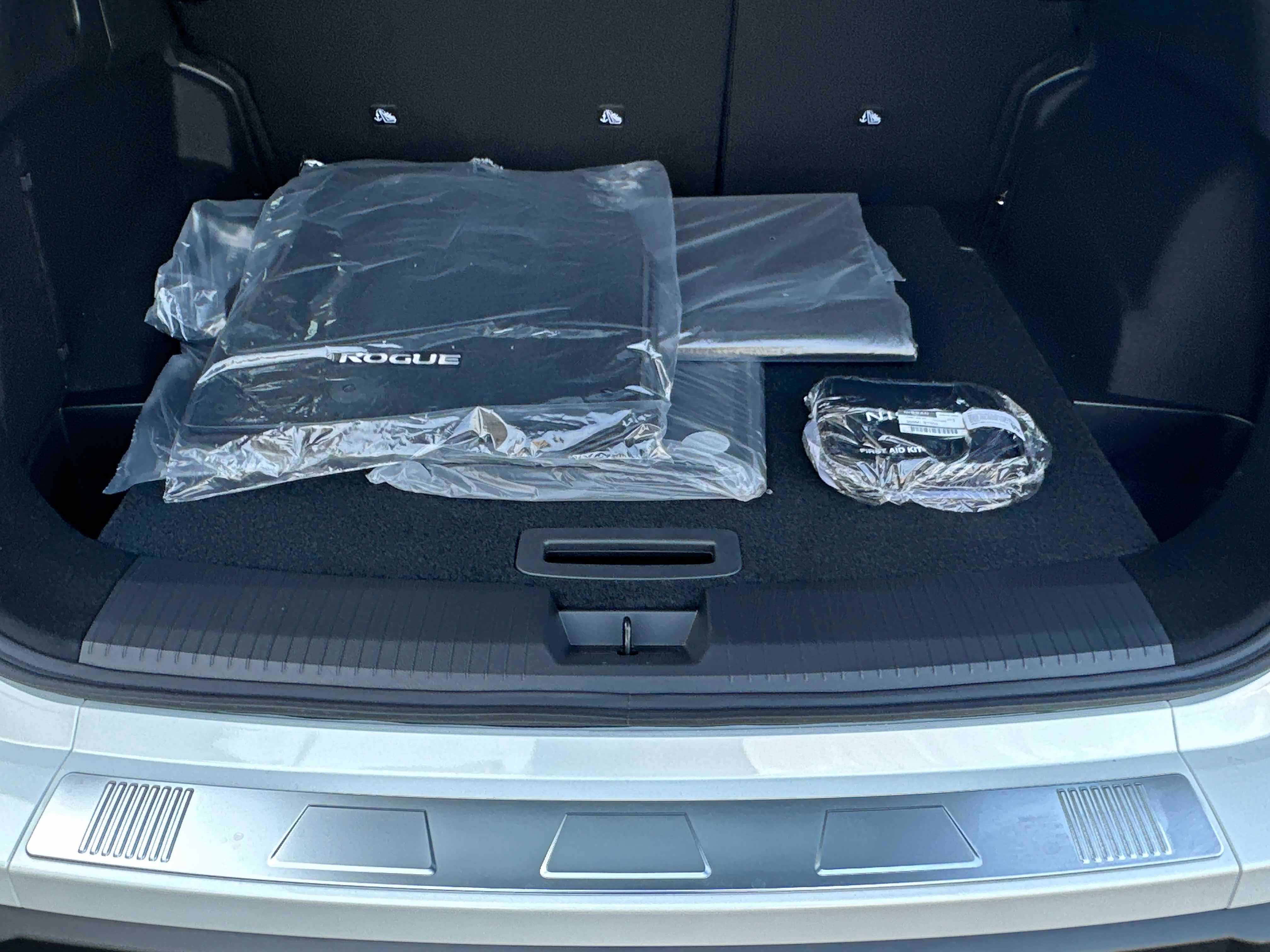 New 2026 Nissan Rogue SV AWD/4WD image 15