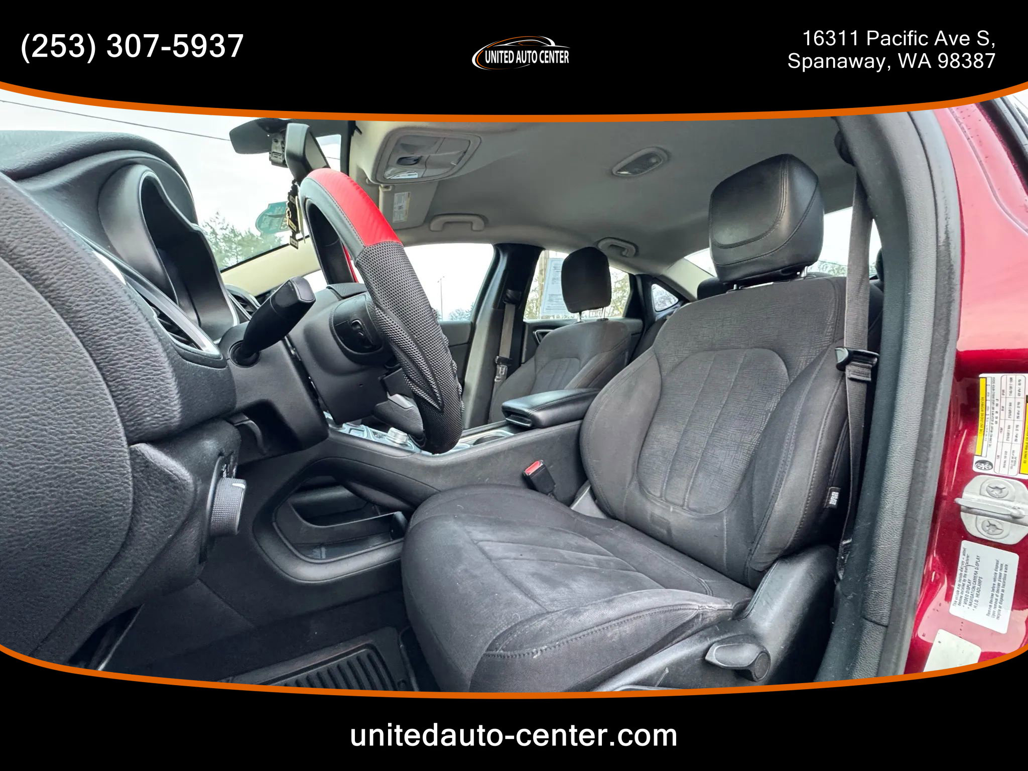 Used 2015 Chrysler 200 Limited image 7