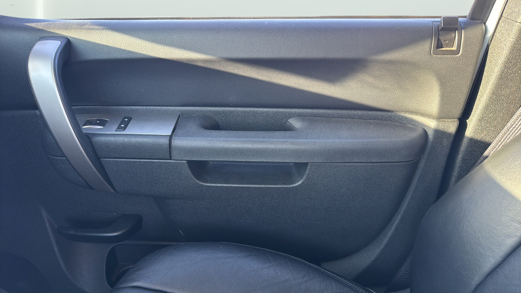 Used 2013 Chevrolet Silverado 1500 LT w/ All-Star Edition RWD image 17