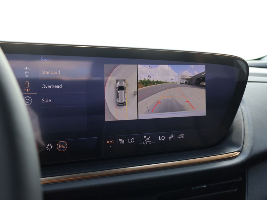 Used 2025 Buick Envision Avenir image 35