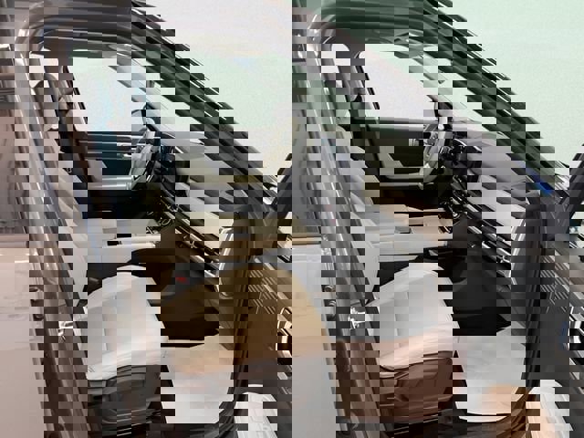 Used 2025 Hyundai Santa Fe SEL image 12