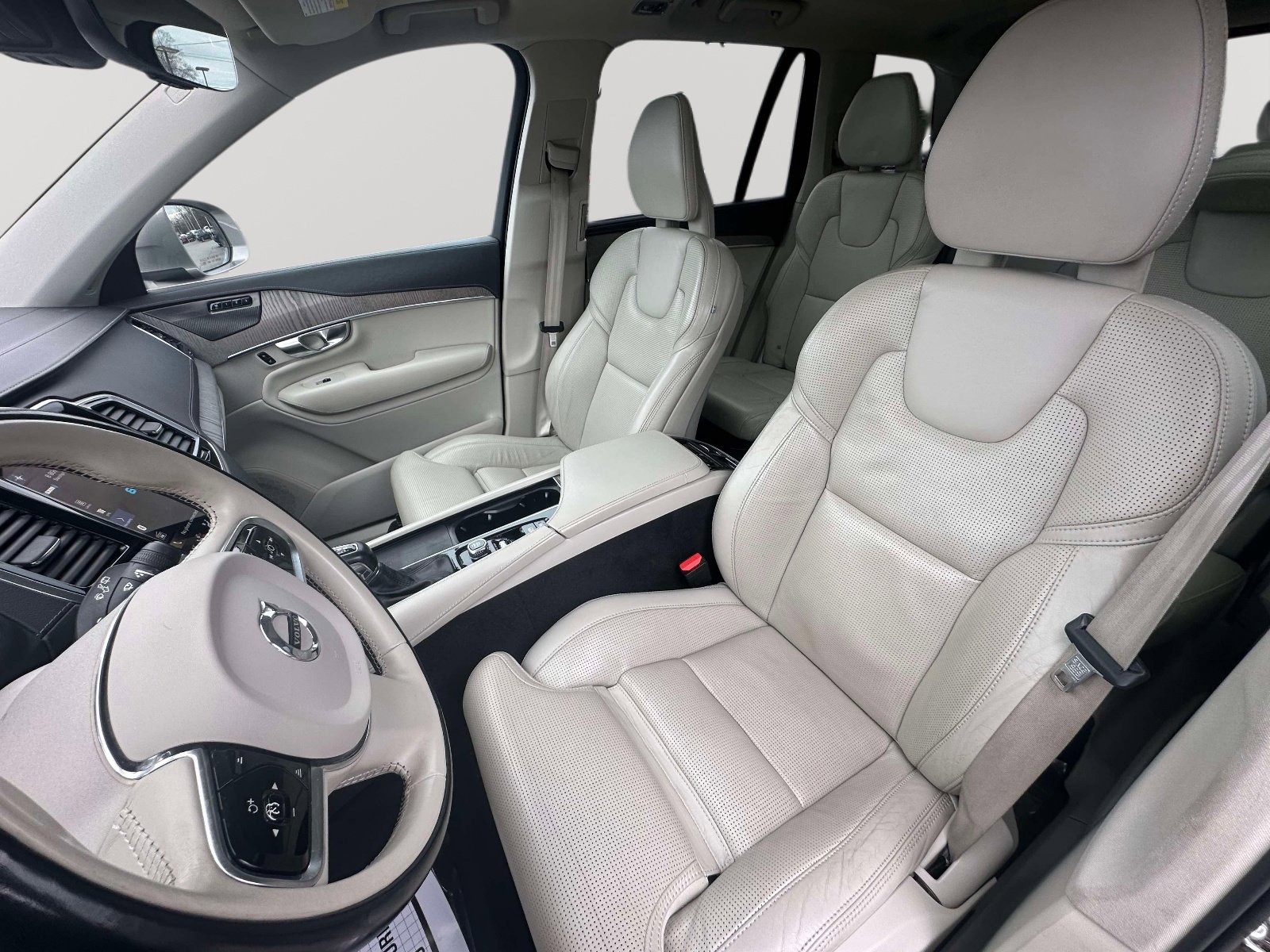 Used 2021 Volvo XC90 T6 Inscription w/ Climate Package image 24