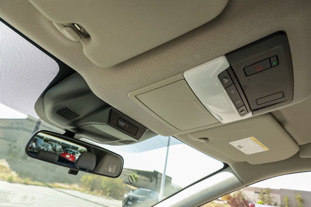 Used 2023 Nissan Rogue SV FWD image 33